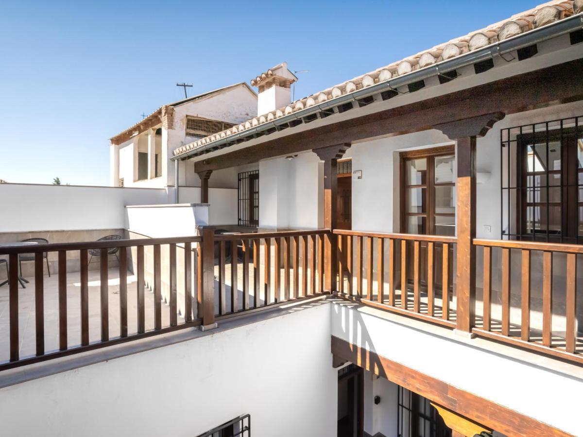 Limehome Calle Santa Ana Appartement *