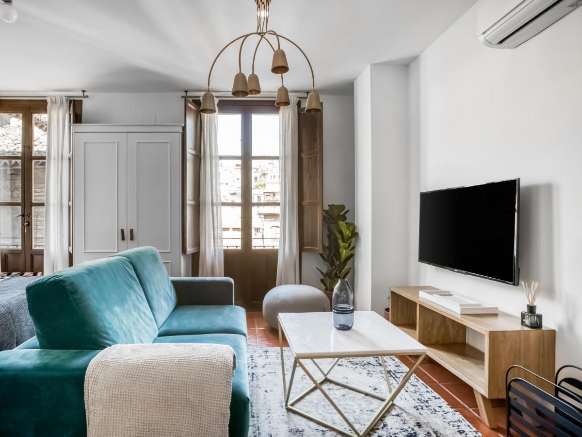 Limehome Calle Santa Ana Appartement *